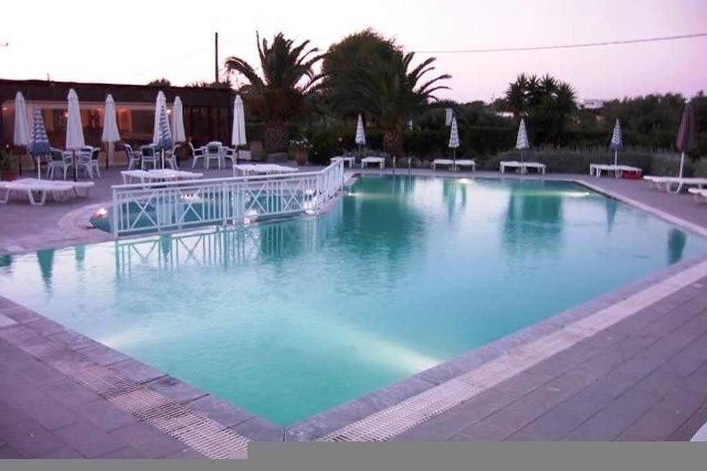Alkmini Hotel Theologos  Luaran gambar