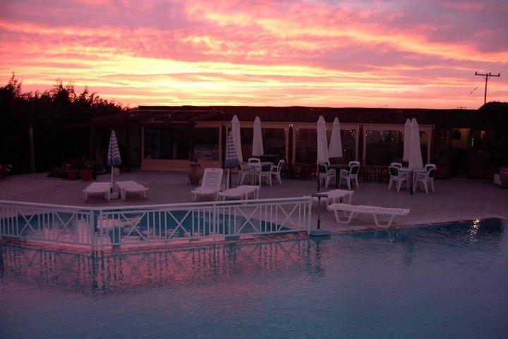 Alkmini Hotel Theologos  Luaran gambar